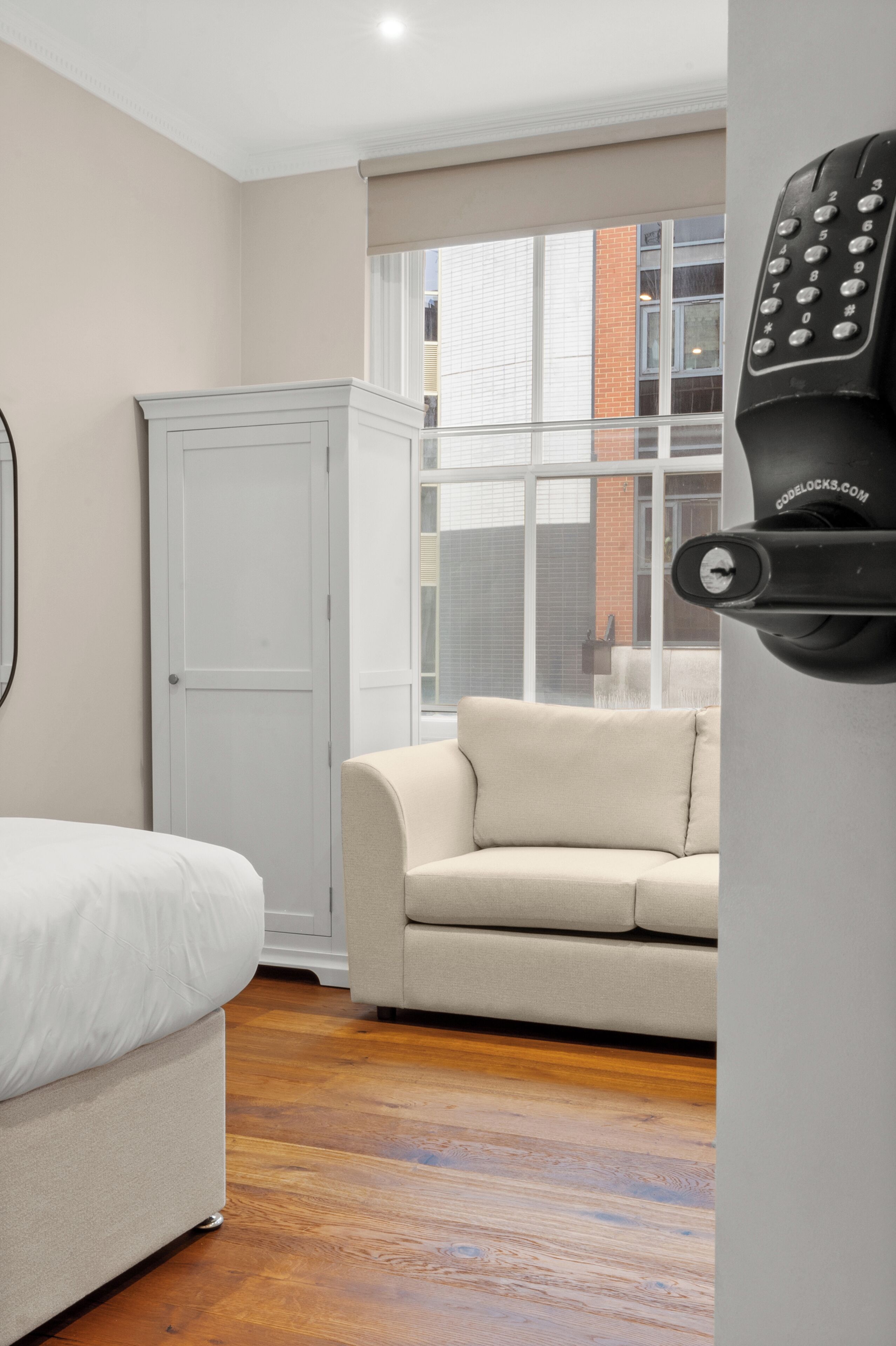 高级开间, 城市景观 | 住宿内部