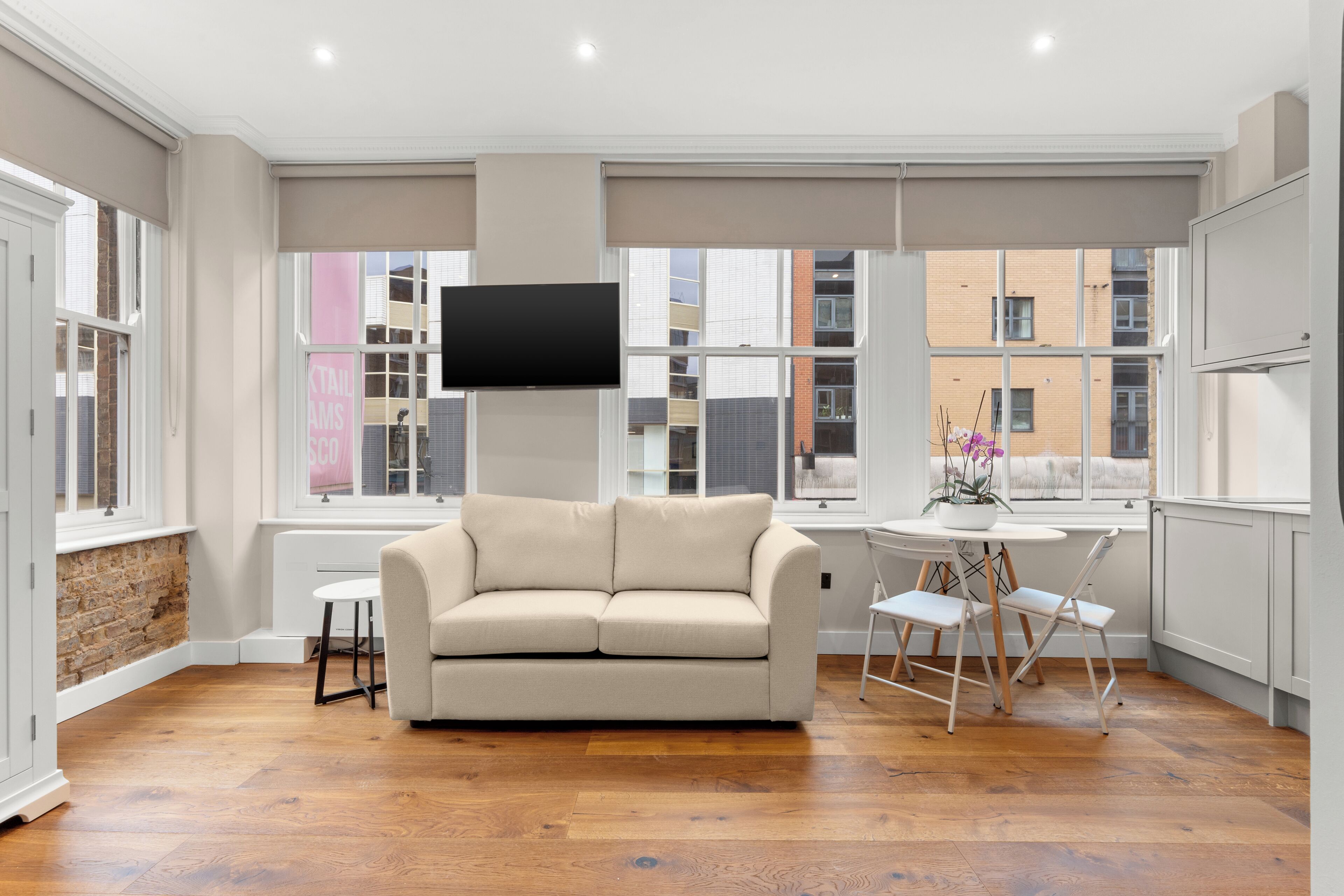 高级开间, 城市景观 | 起居区