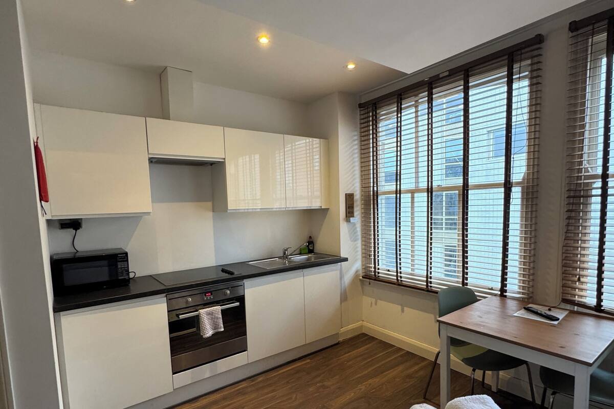 Classic Studio, City View | Blackout drapes, iron/ironing board, free WiFi