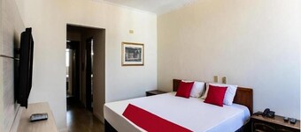 Carlton Plaza Americana