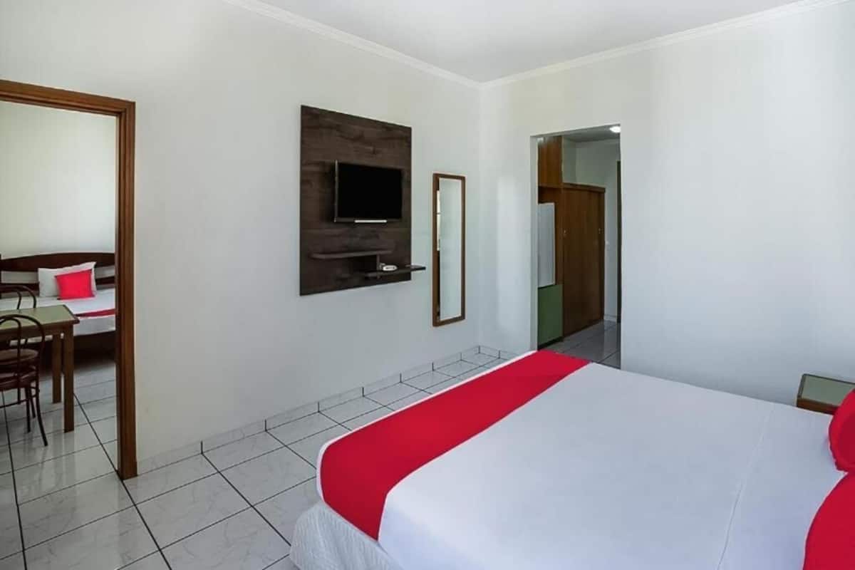 Standard Quadruple Room, 2 Double Beds | Free WiFi