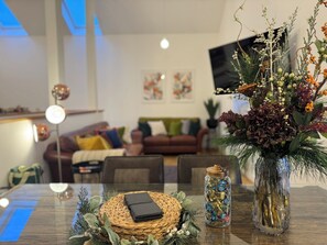 Interior - The Barn in Courtyard, 3 -Bed, Sleeps 5, Long Term Rental Available (Ulverston)