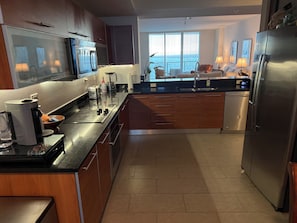 Unclassified image, 5 of 41, button