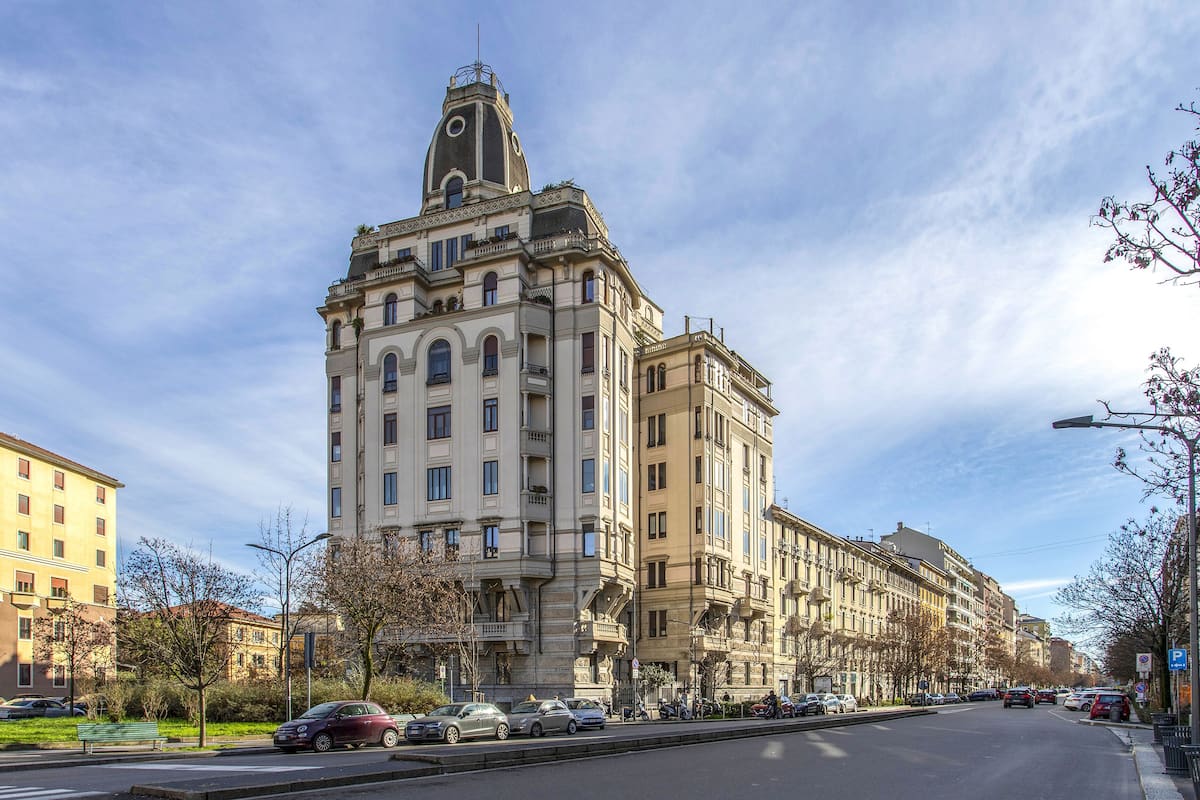 Kannettavalle tietokoneelle sopiva työtila, ilmainen Wi-Fi