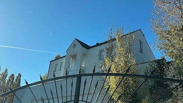 Villa Deluxe, balcón, vista a la alberca | Áreas de la propiedad