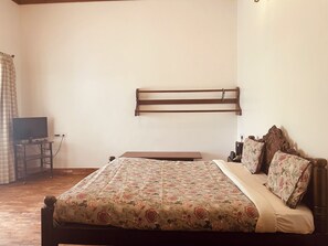 Room - Mount View Heritage by Z Vacations (Ooty)