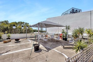 Terrace/patio - The Beach Pad - Mudjimba (Sunshine Coast)
