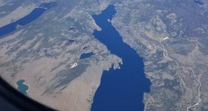 spectacular snow-capped mountain views, best fishing in Wy. close to Yellowstone