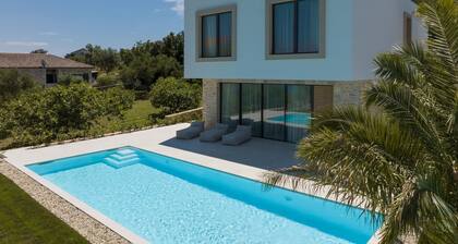 The Palms Resort Villa President Royal with Pool