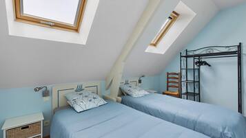 2 chambres, fer et planche à repasser, Wi-Fi, literie fournie