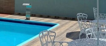 โฮเตส ทรอปิคอล อาคิดาอูนา