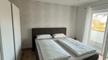 2 quartos, Wi-Fi de cortesia, roupa de cama