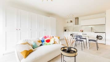 House | 1 bedroom, desk, Internet