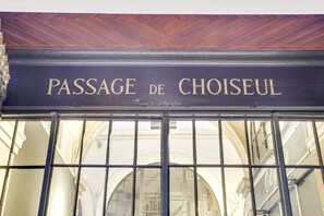 Studio - Historical Apartment in the Heart of Paris - 3 (Paris)