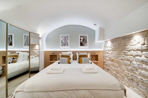 House | 3 bedrooms, Internet - Historical House in the Heart of Paris - 5 (Paris)