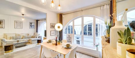 公寓 | 1 多间卧室、高速上网