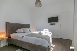 Apartment | 2 bedrooms, Internet
