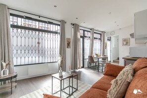 2 bedrooms, Internet - Cozy Apartment Near the Bois de Vincennes (Fontenay-sous-Bois)