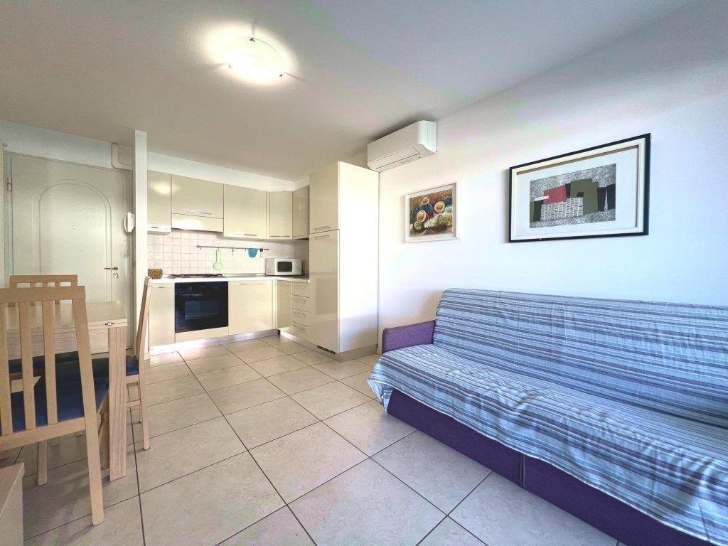 Apartment, 1 Schlafzimmer, Balkon, Stadtblick | Wohnzimmer