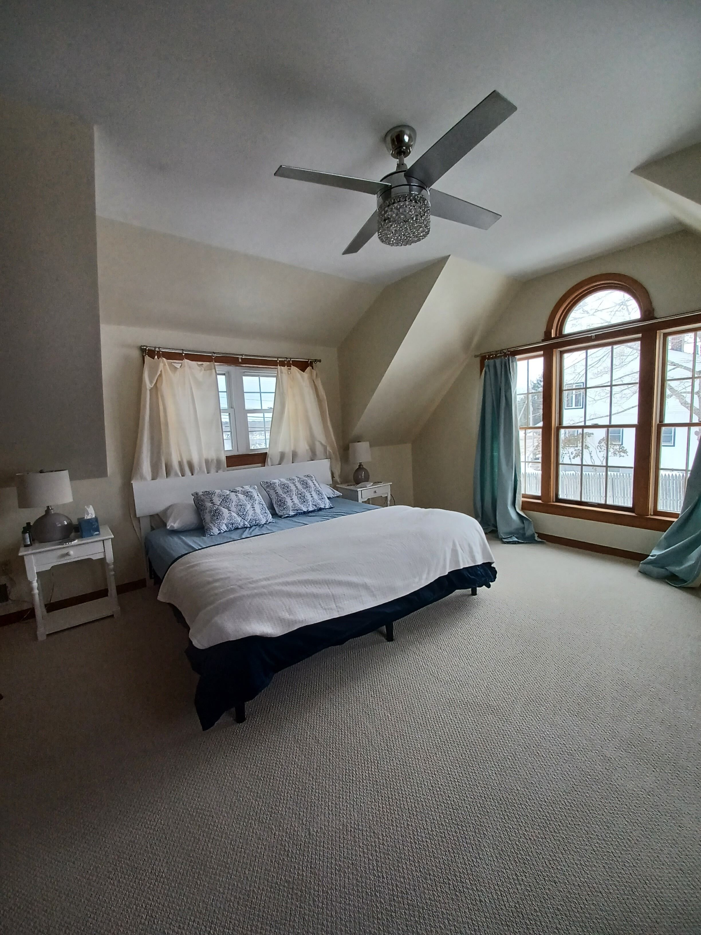 3 chambres, bureau, Wi-Fi, draps fournis