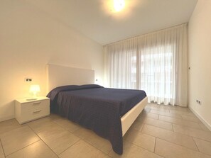 2 bedrooms - Charming Four Guests Apartment With Lagoon View (Grado)