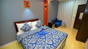 Deluxe Double Room | In-room safe, soundproofing, free WiFi