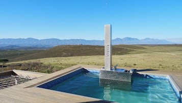 Luxury Suite, Hot Tub | Private pool