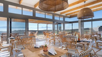 Free daily local cuisine breakfast