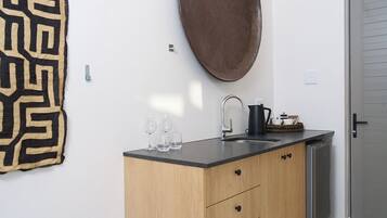 Suite Mewah, hot tub | Kopi dan/atau alat penyeduh kopi