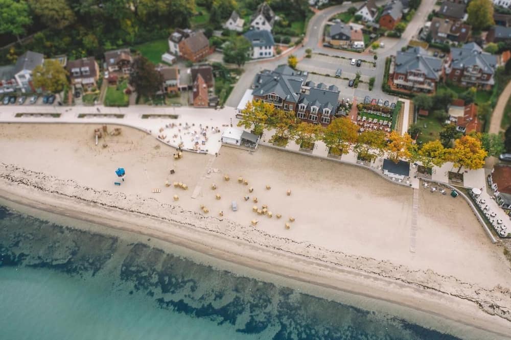 Heikendorf Ostseebad Strandhotel mit Sauna by Belvilla