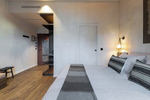 In-room safe, blackout curtains, iron/ironing board, free WiFi