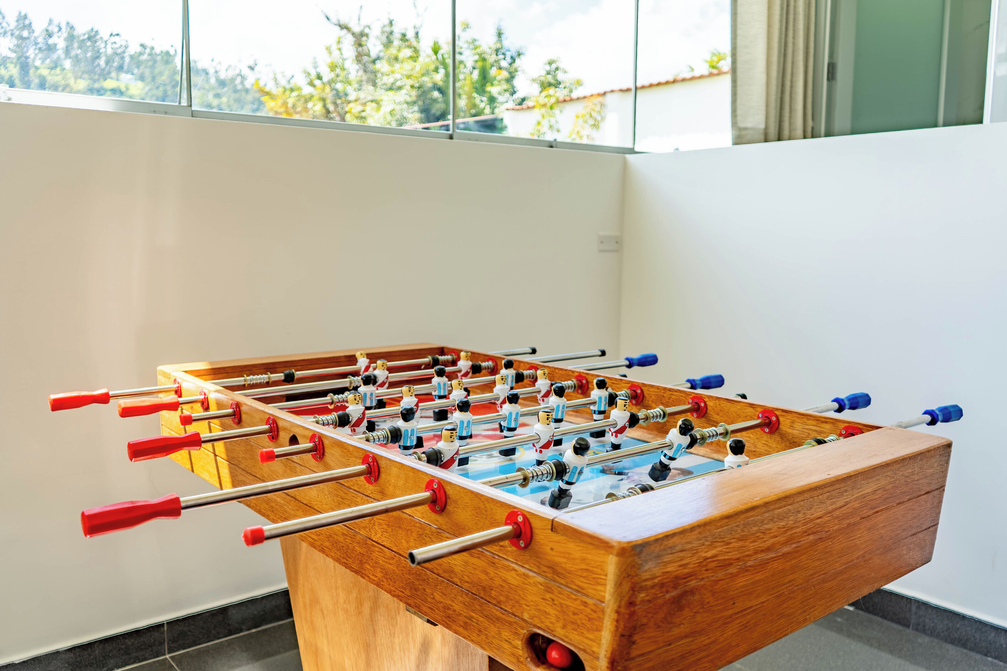 Suíte família, cozinha, vista para o pátio | Sala de jogos