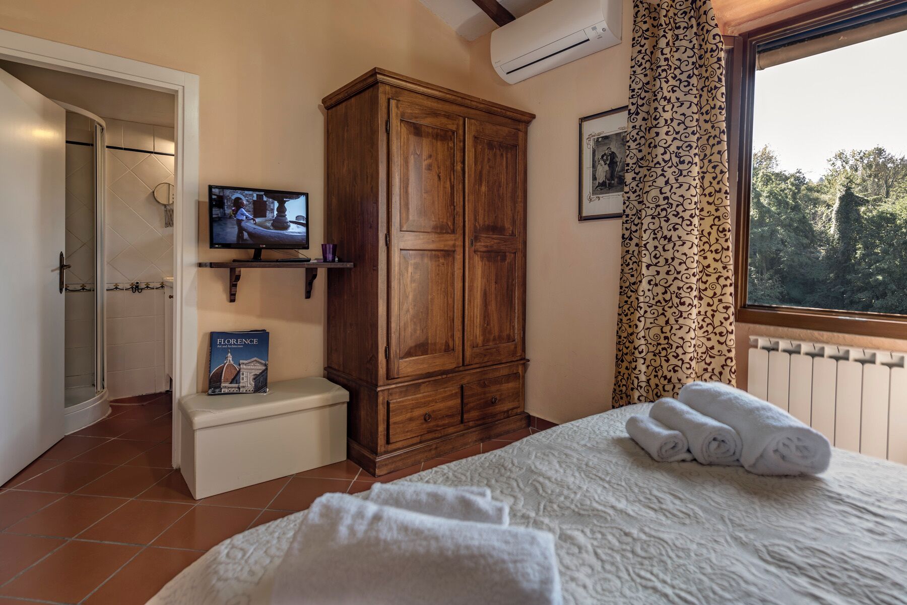 11 Schlafzimmer, Internetzugang, Bettwäsche