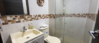 hermoso apartasuite super ubicación