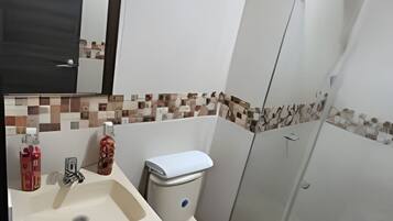 Apartment | Bathroom