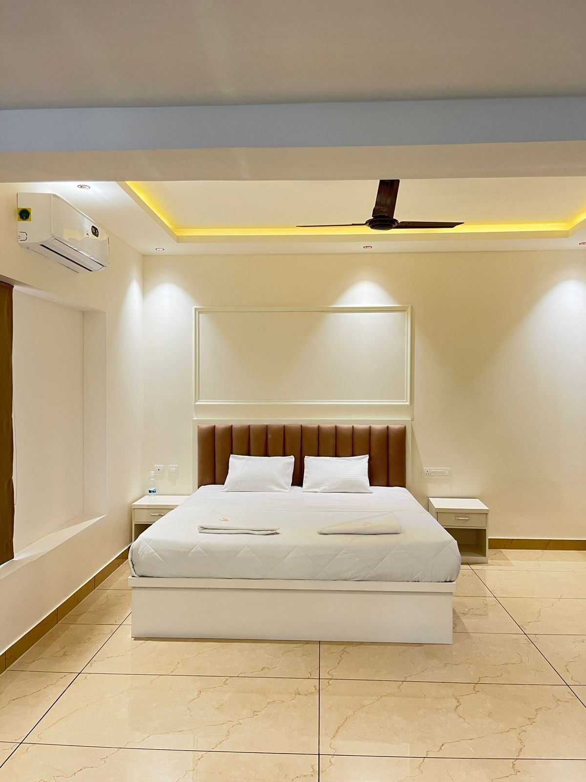 Dubbelrum - utsikt mot innergården