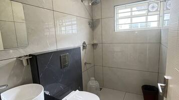 Shower, towels, soap, shampoo