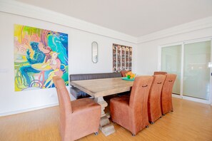 Dining - Vivenda Liberdade, fabulous 3 bedroom villa in tranquil setting (Carvoeiro)