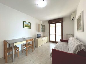 Appartement, 1 chambre, terrasse, vue ville | Bar lounge