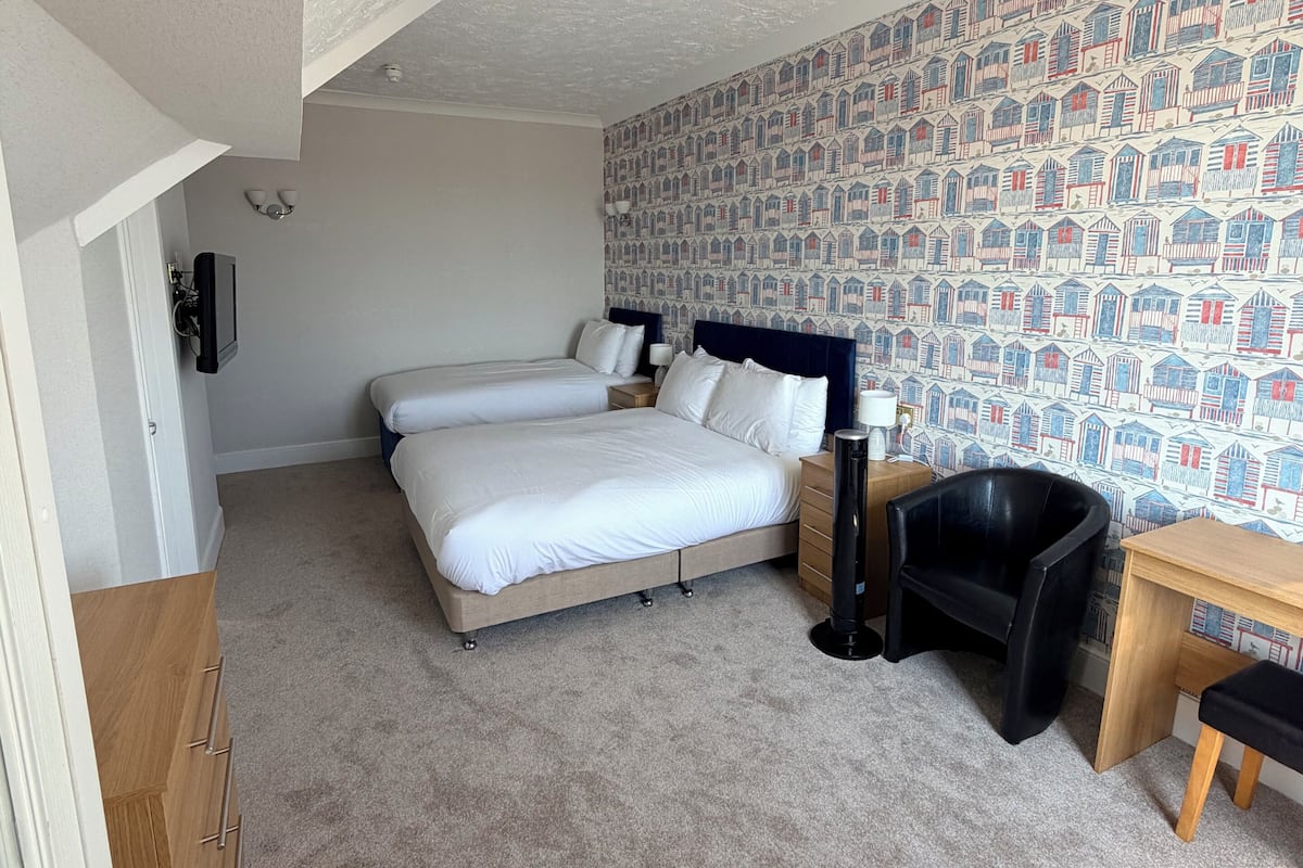 Chambre Quadruple Familiale, vue mer