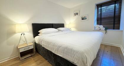 The Nordic Apartment, 1 - Bed, Pets Welcome