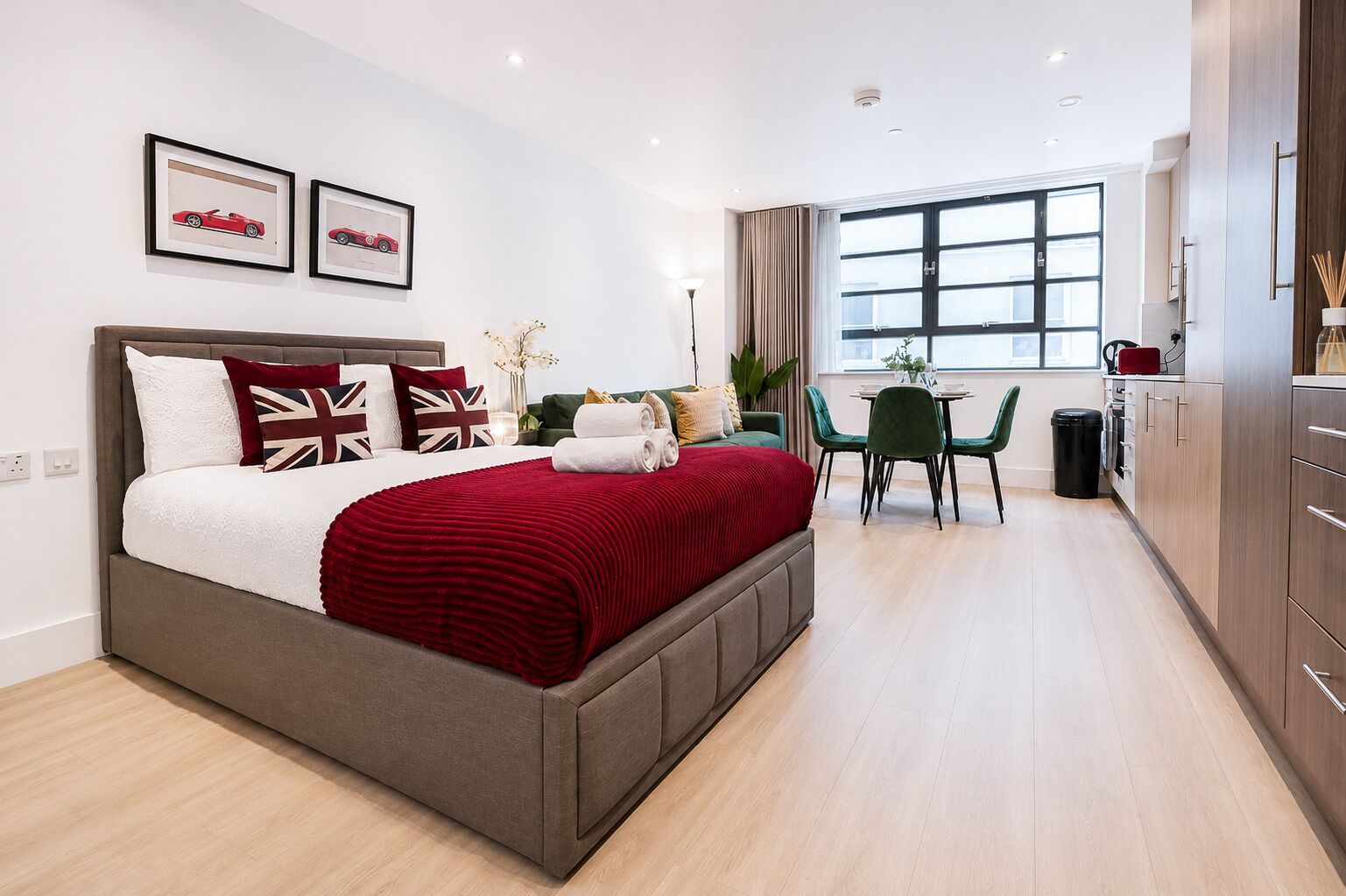 2 bedrooms, desk, iron/ironing board, free WiFi