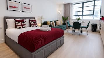 2 bedrooms, desk, iron/ironing board, free WiFi