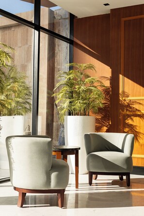 Interior - Rose Garden Hotel Riyadh (Riyadh)