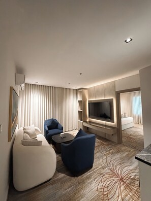 Junior Suite | Living area - Rose Garden Hotel Riyadh (Riyadh)