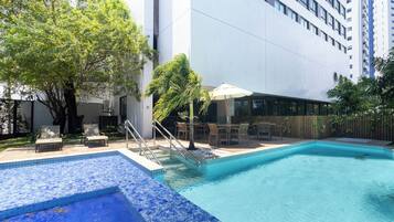 Piscina externa