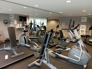 Fitness facility - Modern Living Meets Natural Serenity (Toronto)