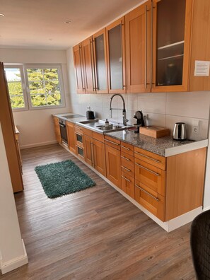 Nicht klassifiziertes Bild, 4 von 16, Schaltfläche