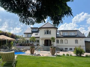 Nicht klassifiziertes Bild, 2 von 16, Schaltfläche