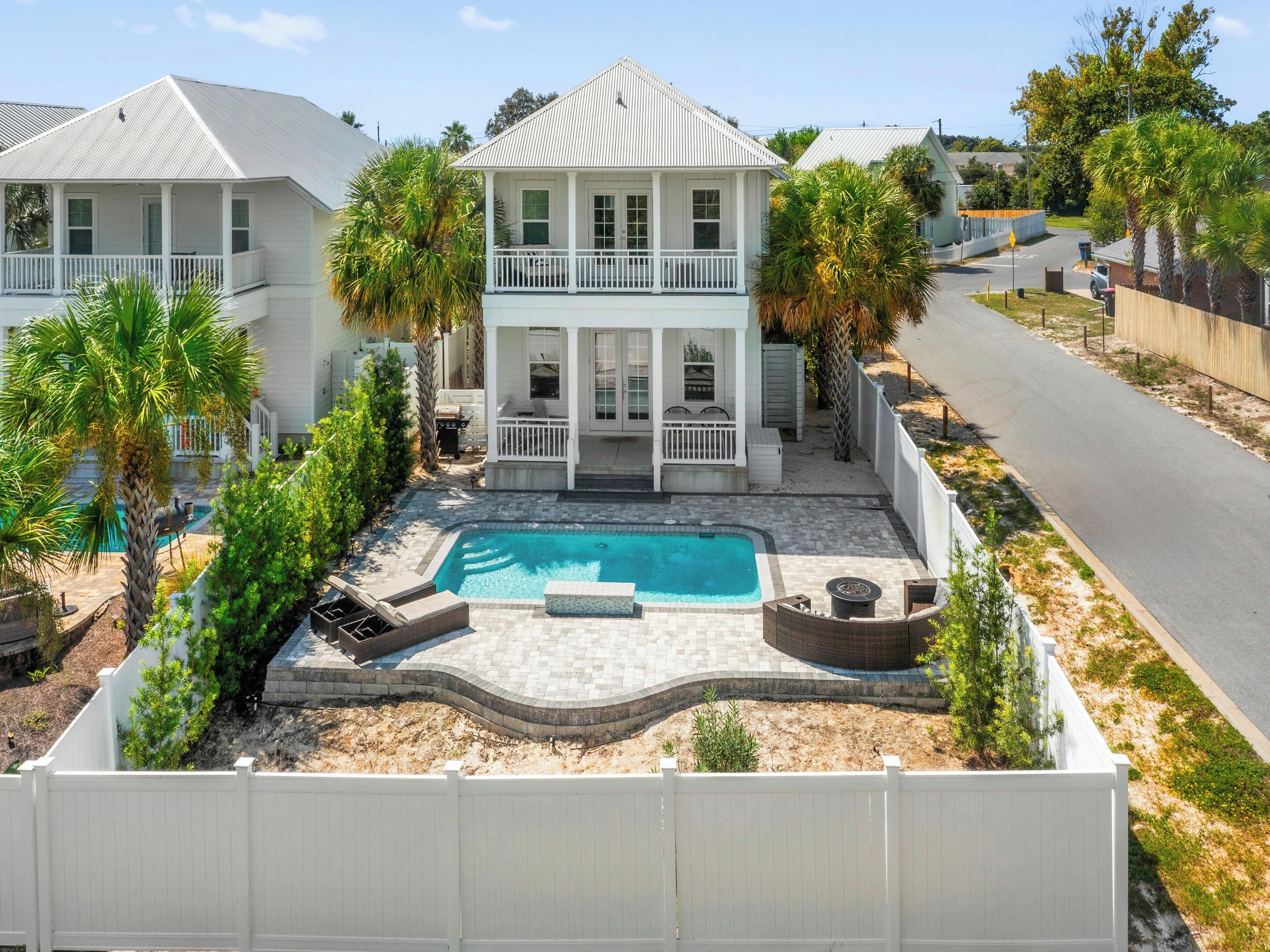 ด้านหน้าที่พัก